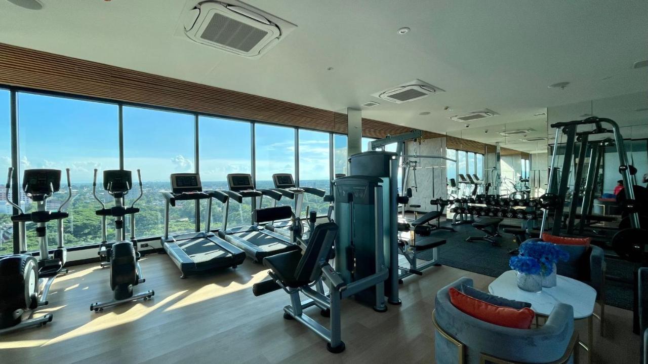 Astra Sky River Condo Чиангмай Екстериор снимка